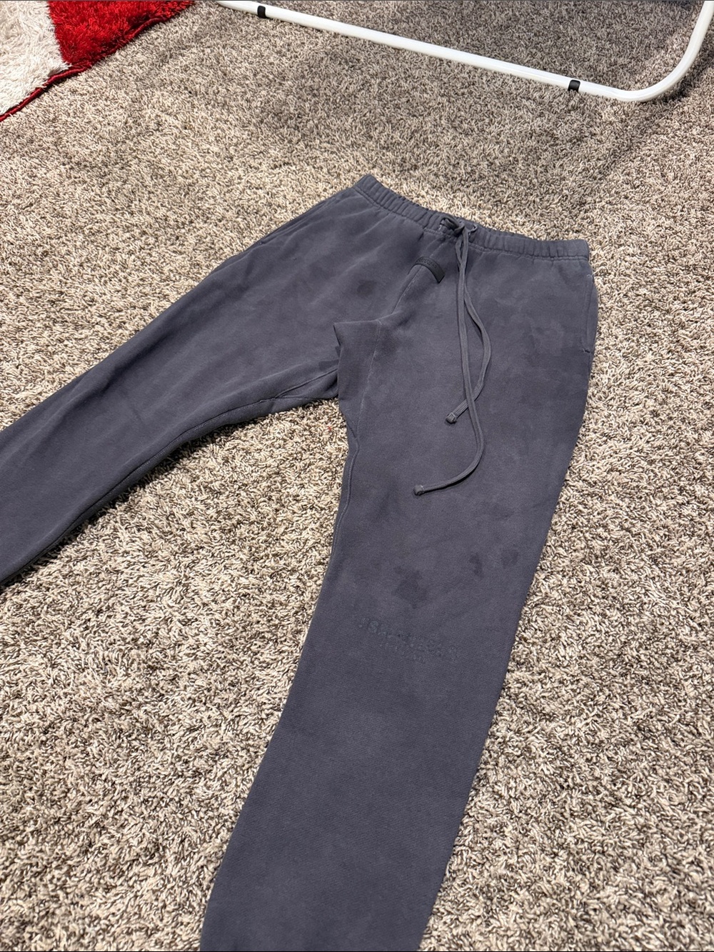 Essentials pants - Picture 3 of 6